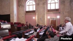 The National Assembly debating amendments to the Law on Television and Radio earlier this month.