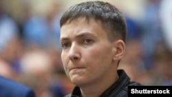 Ukrainian member of parliament Nadia Savchenko says she is willing to hold peace talks with separatist leaders in eastern Ukraine.