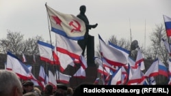 Пророссийский митинг в Симферополе в поддержку «референдума». Крым, 9 марта 2014 года