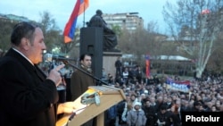 Opposition leader Levon Ter-Petrosian addresses thousands of supporters in Yerevan, Armenia, on April 8.