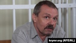 Экс-депутат Верховной Рады АРК Василий Ганыш​ в здании суда, 3 августа 2016 года