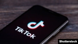 TikTok Хитойнинг ByteDance ширкатига тегишли. 